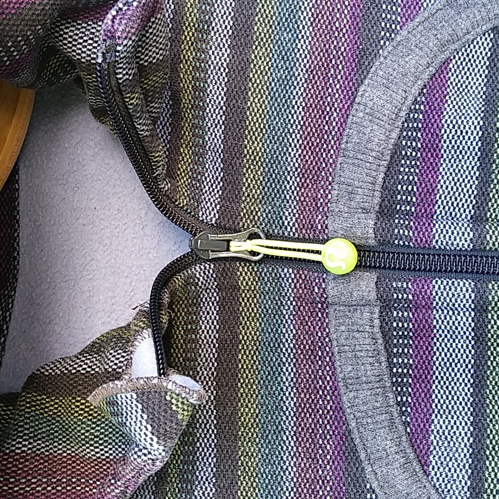 Lululemon Sweater - Picture 4 of 11